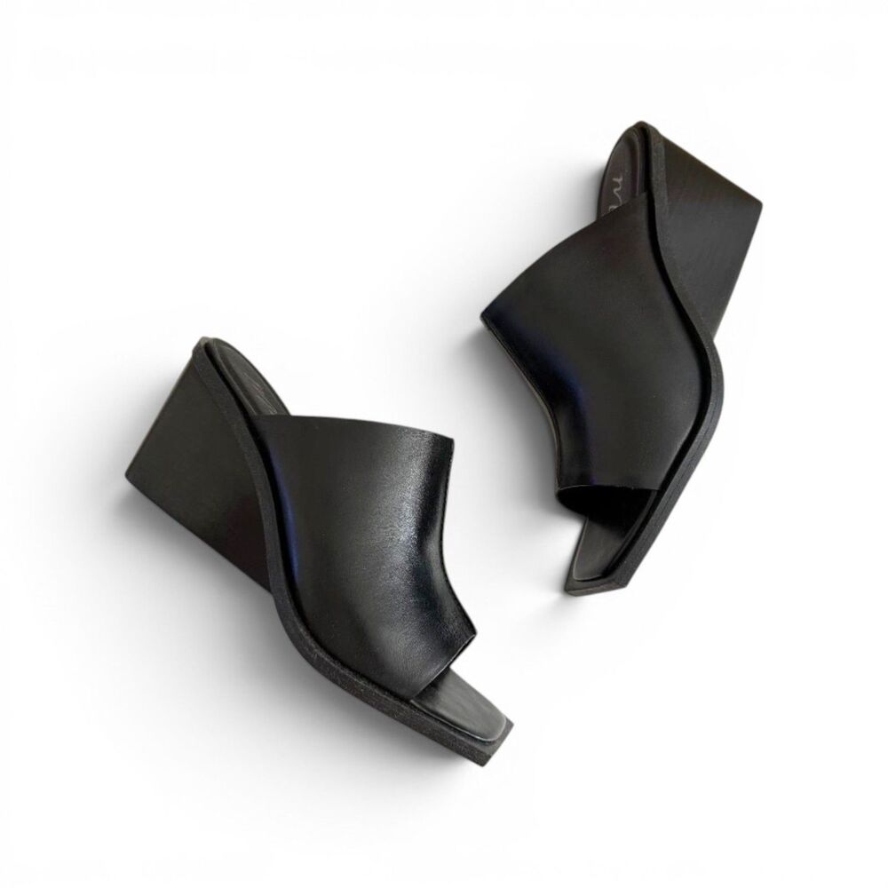 Matisse Lillie Wedge Black Leather Heeled Sandals, New! Size 10 M